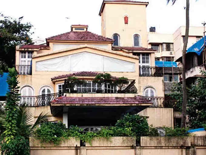 Ashirwad Rajesh khanna and Rajendra Kumar bungalow story